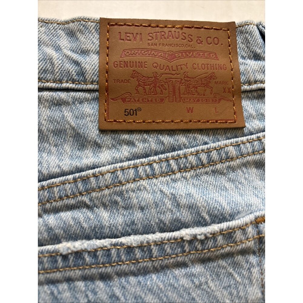 Levi’s Straus 501 Button Fly Shorts Size 31 Light Blue Pattern - Picture 4 of 6